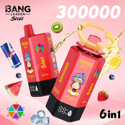 Affiche rose avec deux packs de boissons énergisantes rouges 6 en 1 représentant un singe de dessin animé portant un casque, des graphiques de fruits et 300 000.